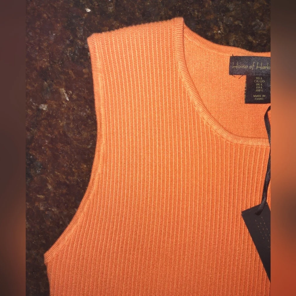 House of Harlow 1960 Crewneck Ribbed Knit Crop Top - Picture 8 of 11